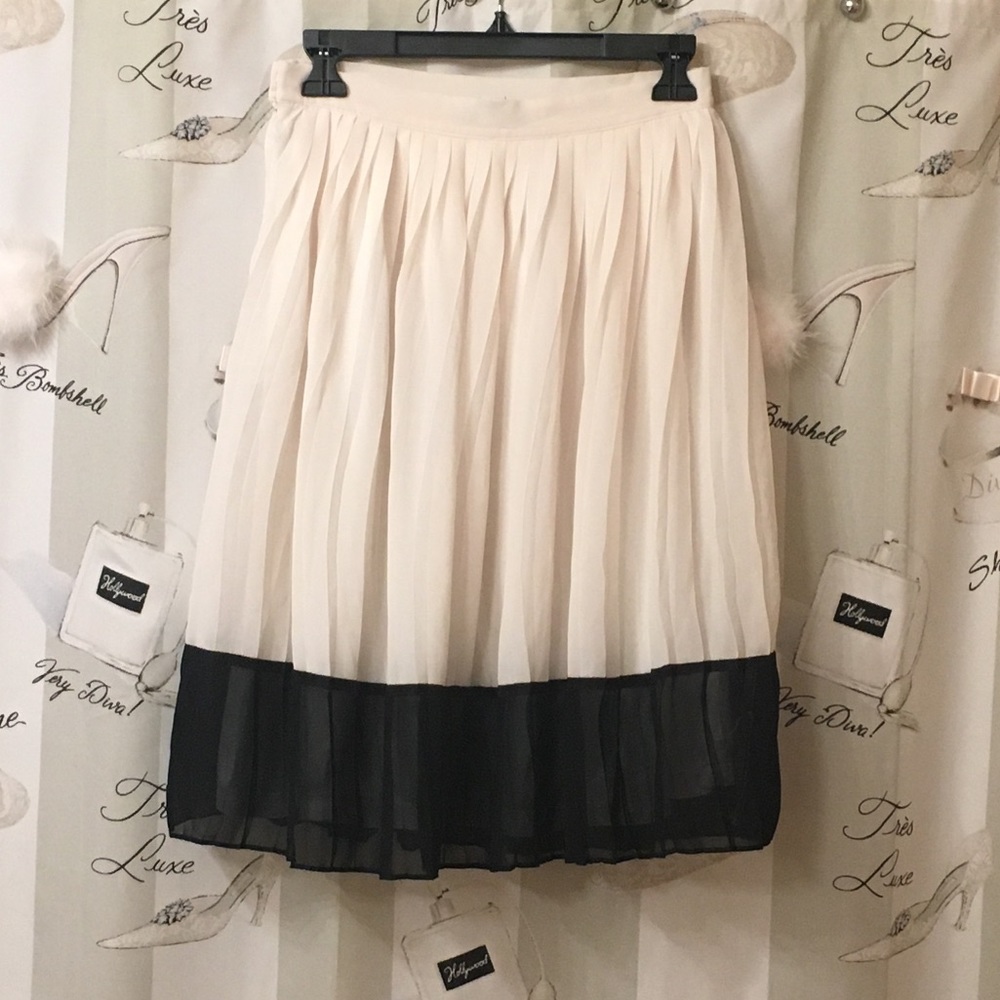 Black and cream chiffon skirt
